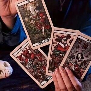 Guillermo del Toro Tarot Card Deck 78 Cards NWT Bonus Collectible Tin